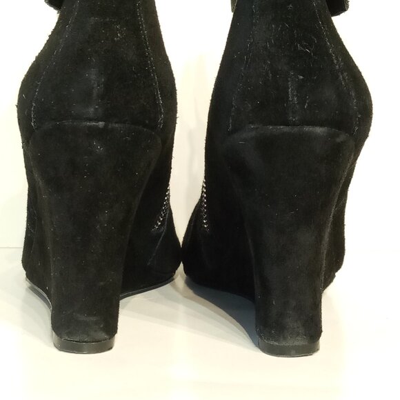 VINCE CAMUTO Booties  sz 6.5  DENA  Black  Suede  Side Zip  Strap/Buckle  Wedge - Picture 11 of 11